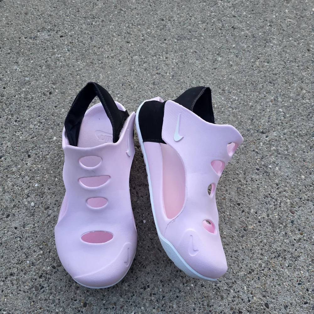 Nike Sunray Protect Pink Velcro Adjustable Sandasls Little Girls 3Y